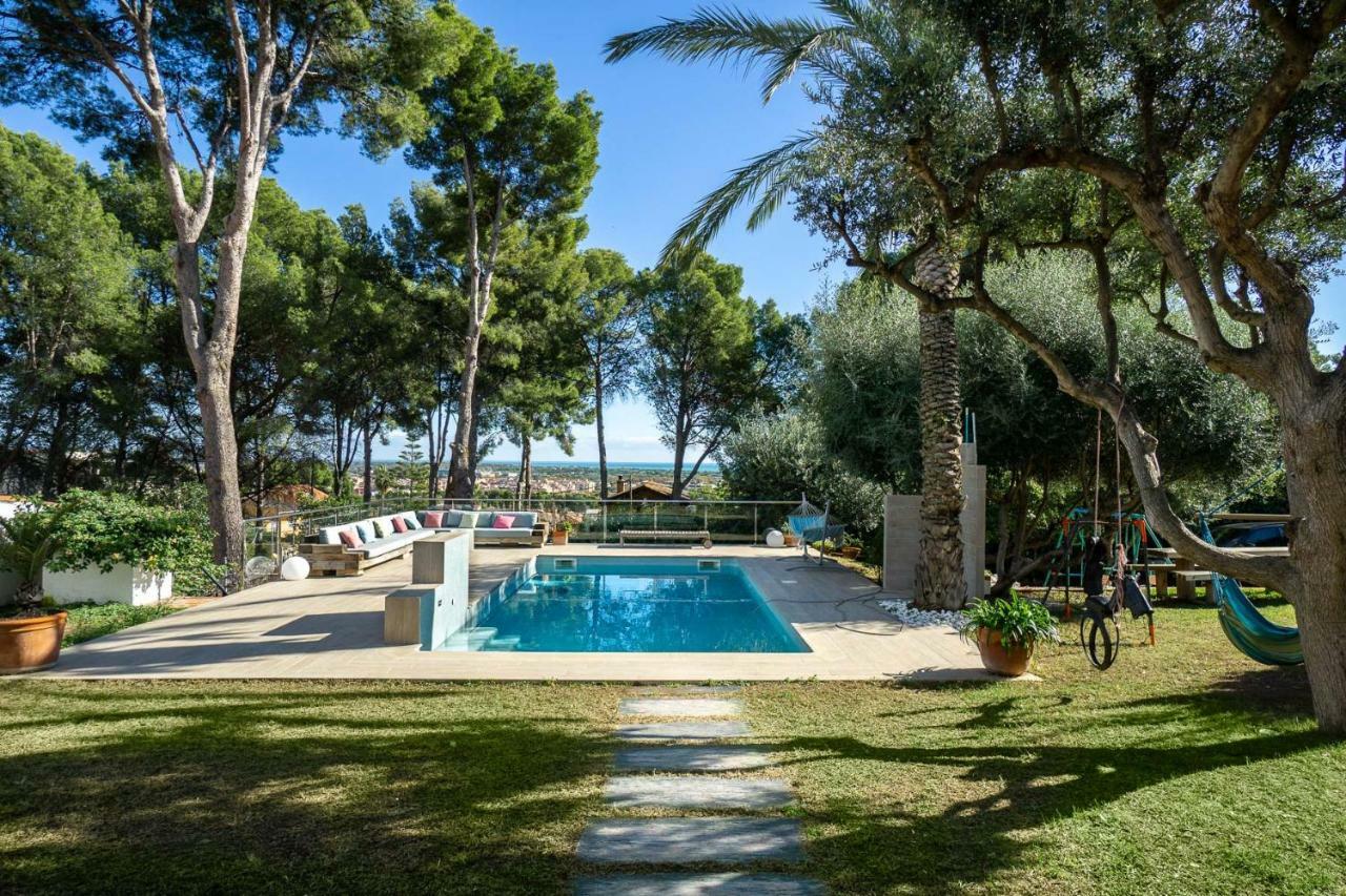 Villa Bella Vista Кастелдефелс Екстериор снимка